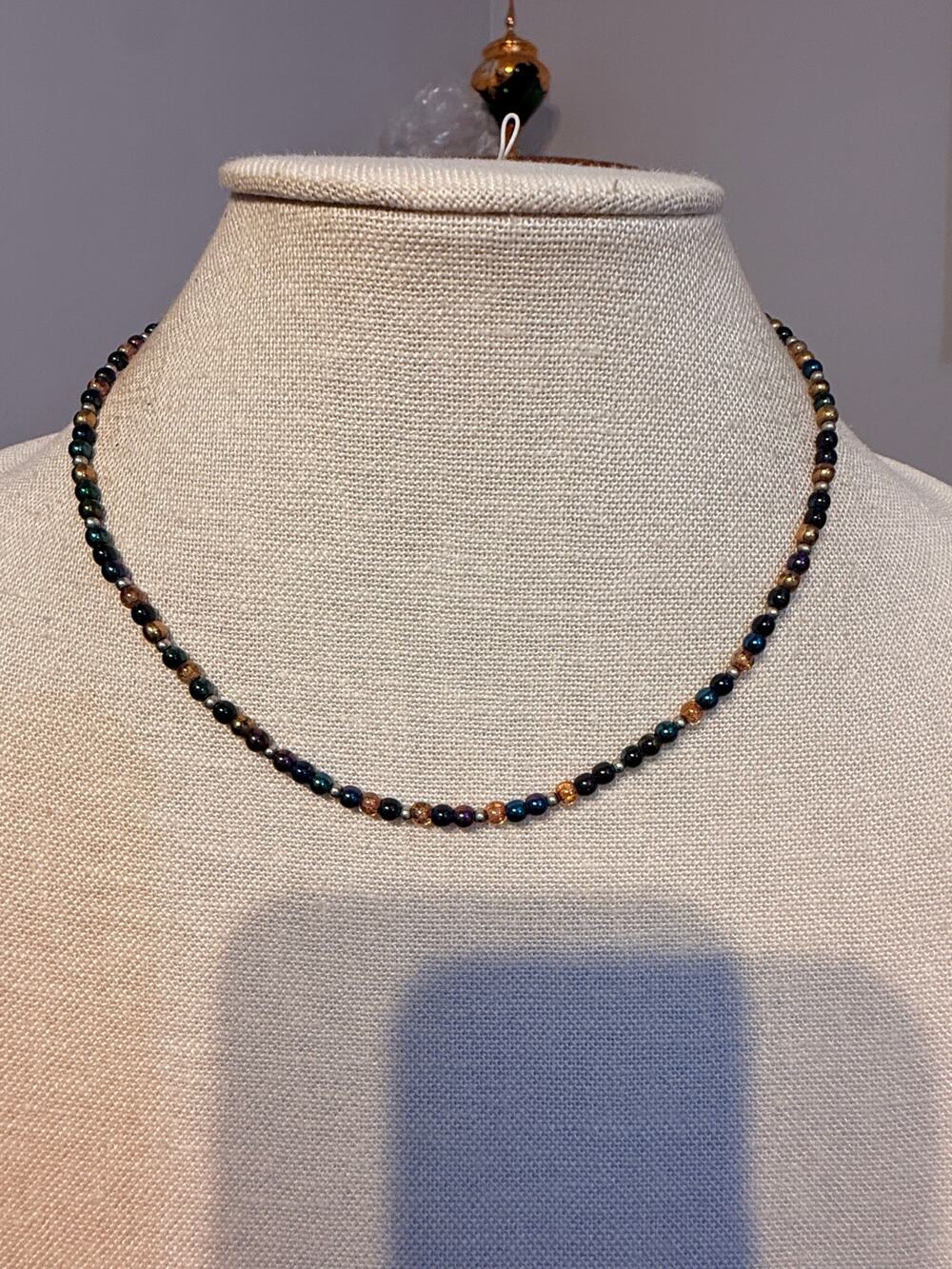 Vintage 17” Iridescent Bead Necklace 14K GF Clasp